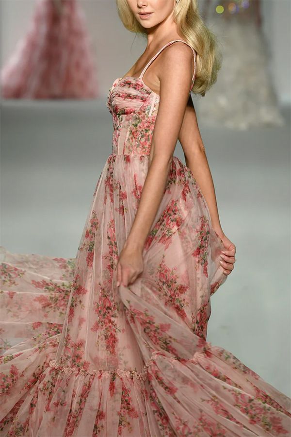 Robe en Tulle à Volants